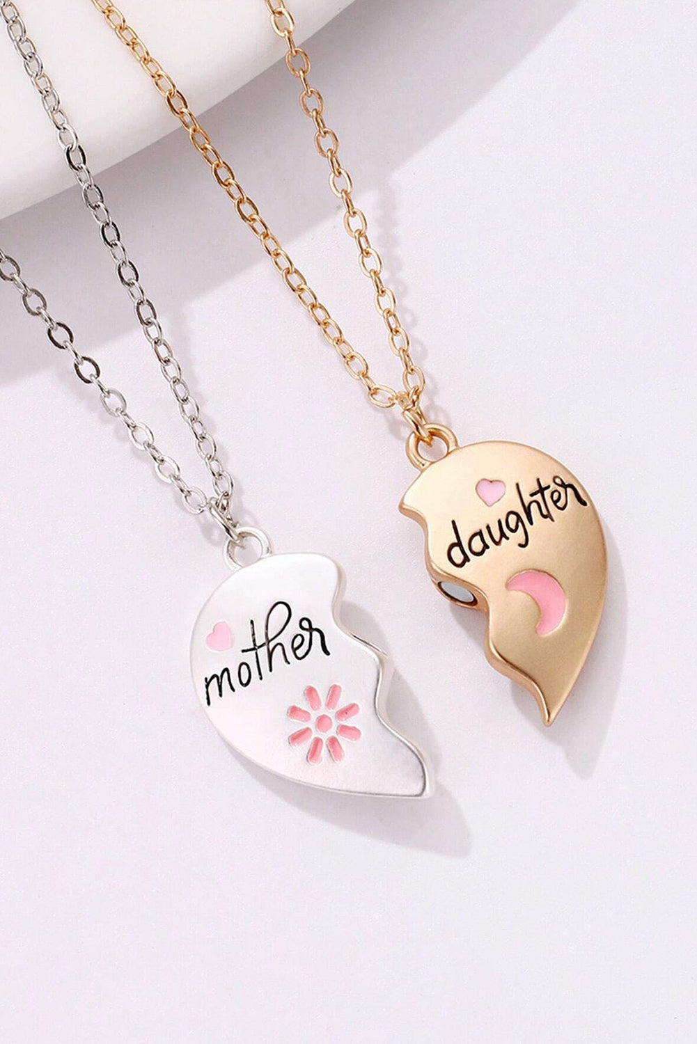 White 2pcs Mother & Daughter Magnetic Heart Necklace