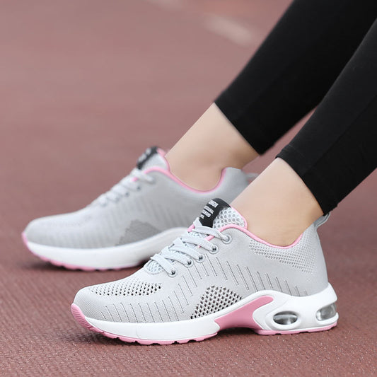Breathable mesh shoes